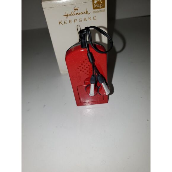 A Hallmark Keepsake Ornament Magic Sound & Light MP3 Player 4 Christmas Songs - Picture 7 of 12